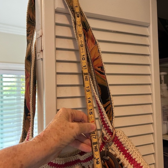 💕💕SALE priced💕💕Patricia Nash CubanTropical Gerona Resort leather bag. - Picture 6 of 8